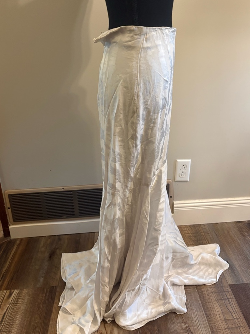 Silvia Tcherassi Ivory Maxi Mermaid Skirt - Picture 2 of 8